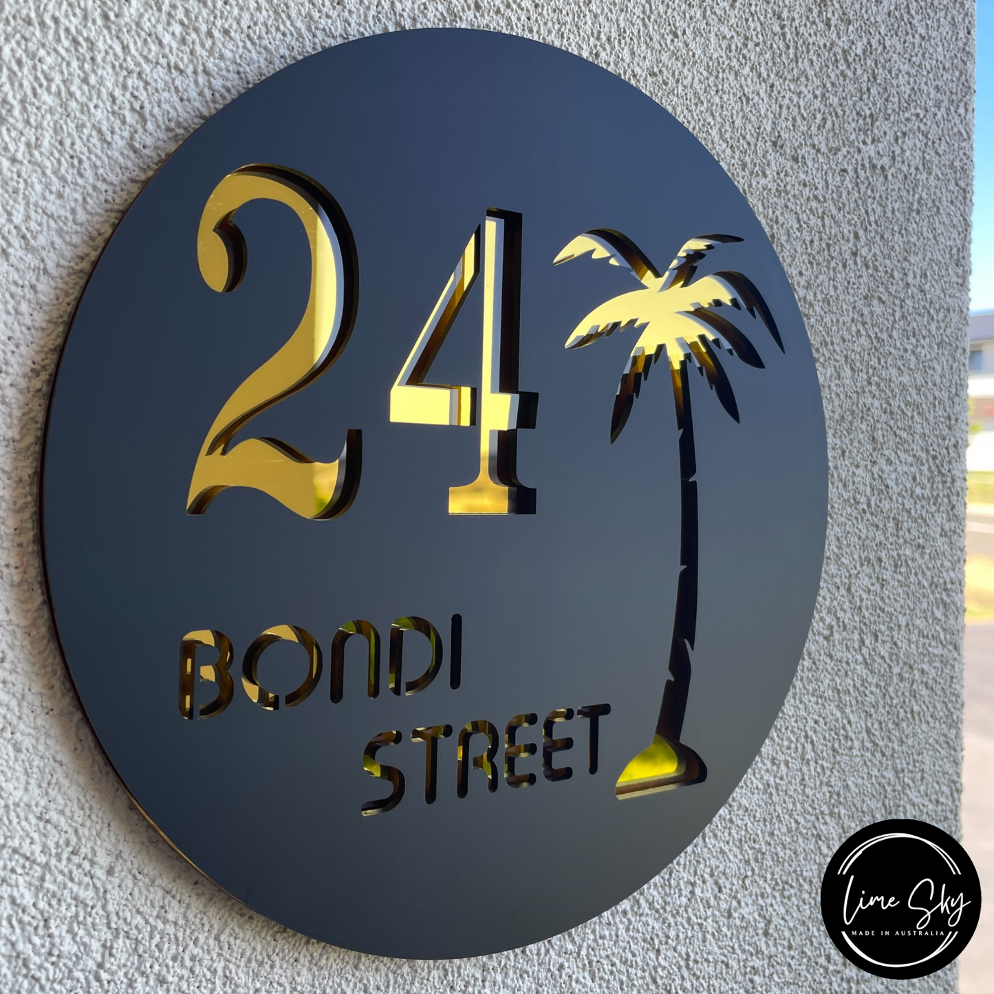 Modern House Entry Sign with Palm Tree In Circle Round Shape