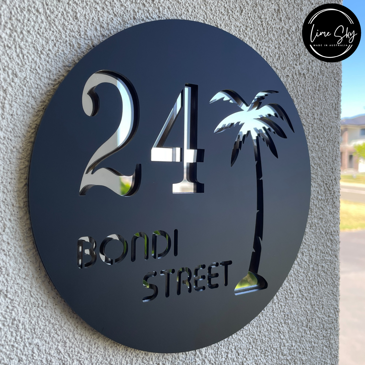 Modern House Entry Sign with Palm Tree In Circle Round Shape