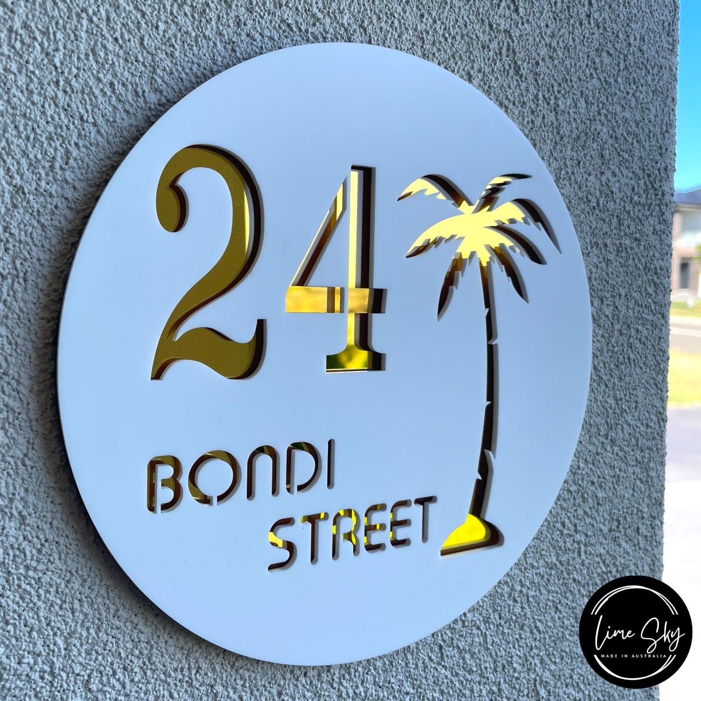 Modern House Entry Sign with Palm Tree In Circle Round Shape