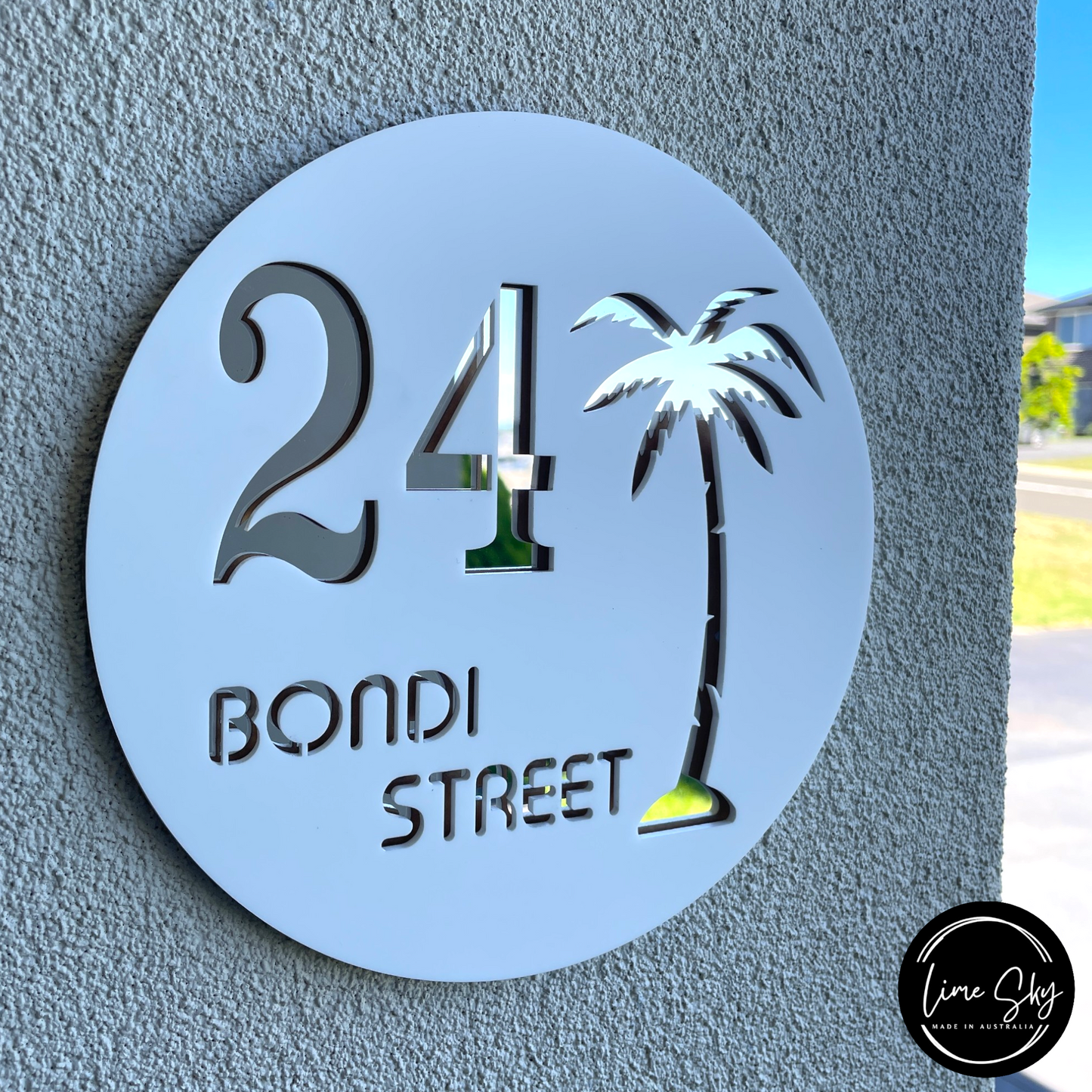 Modern House Entry Sign with Palm Tree In Circle Round Shape