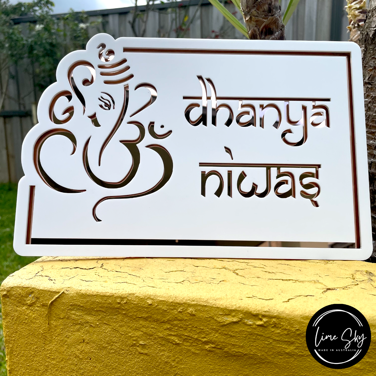 Modern Customised Indian House Plate – Ganesh