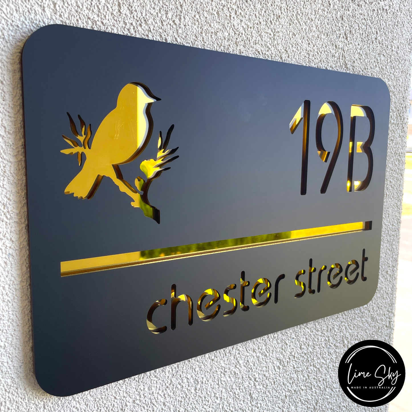 Modern House Entry Sign with Bird Design In Rectangle Shape