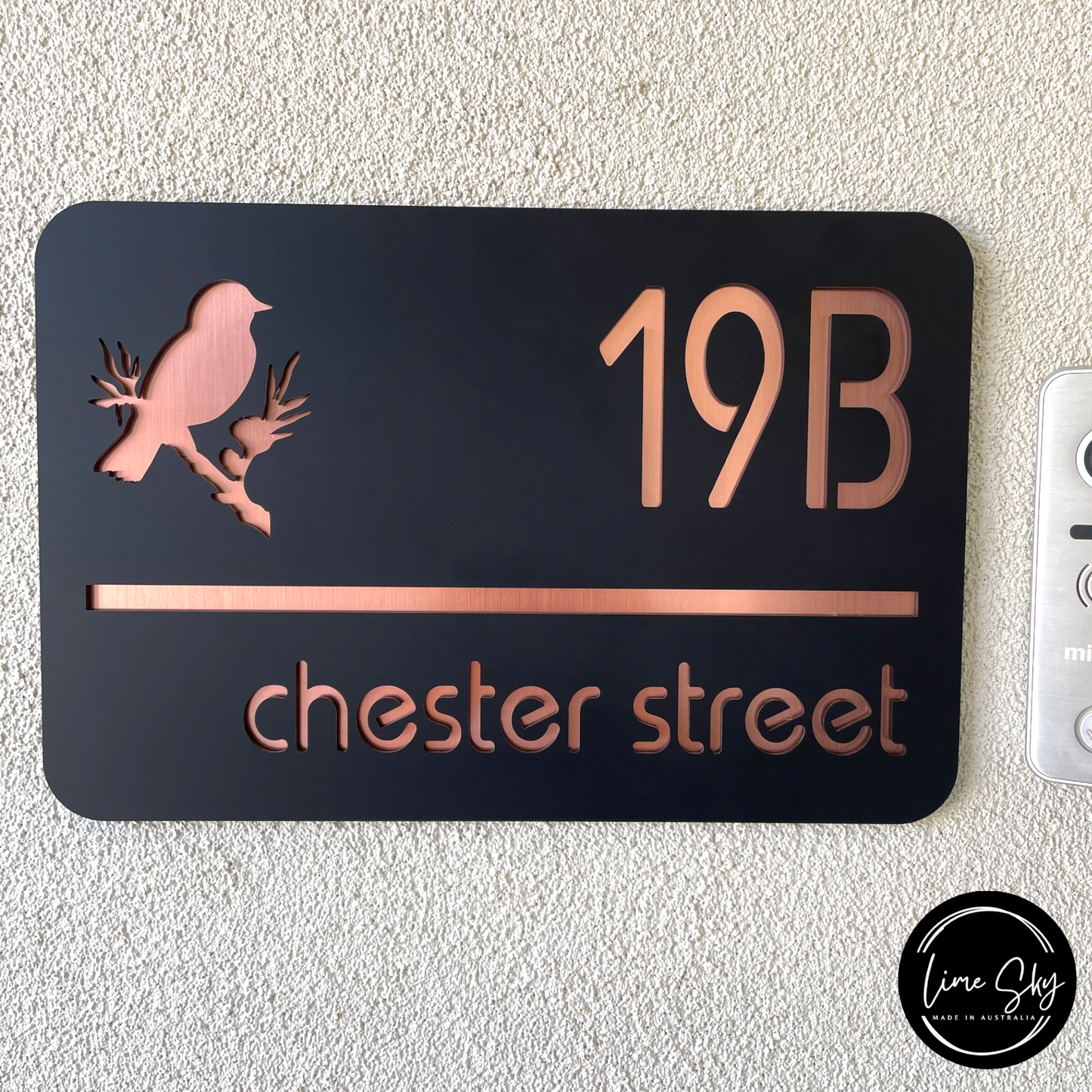 Modern House Entry Sign with Bird Design In Rectangle Shape