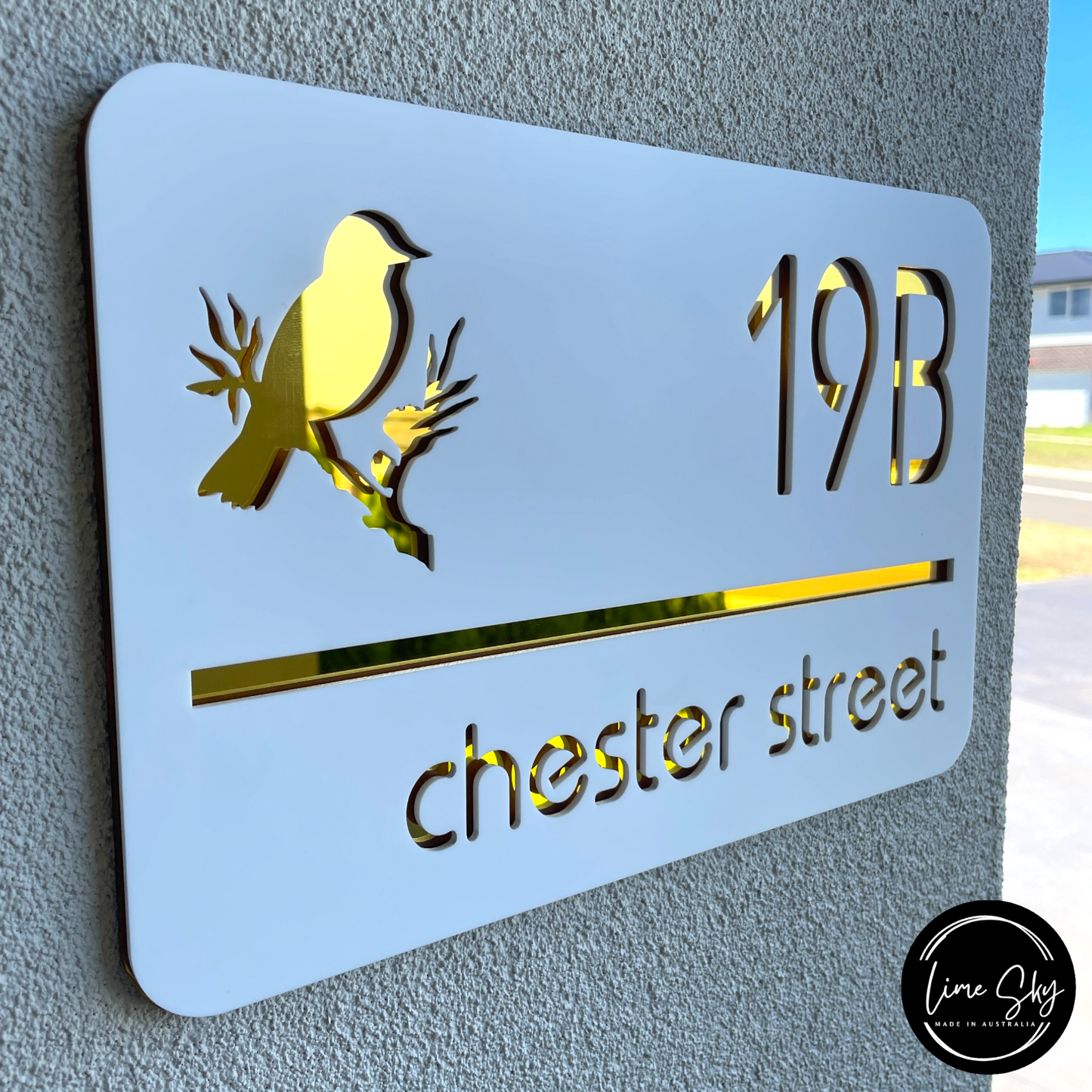Modern House Entry Sign with Bird Design In Rectangle Shape